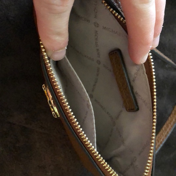 Wristlet - Picture 2 of 2